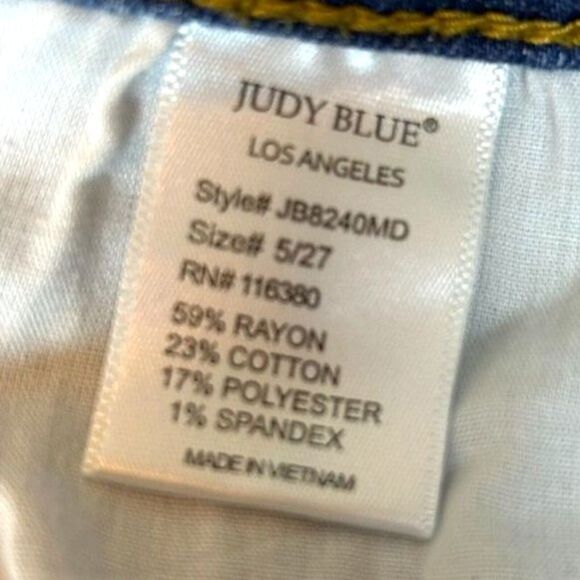 Judy Blue Jeans Wm's 5/27 Blue Denim Skinny Fit Distressed/Destructed Finish - Picture 8 of 12